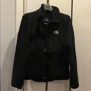 Women’s North Face Pullover